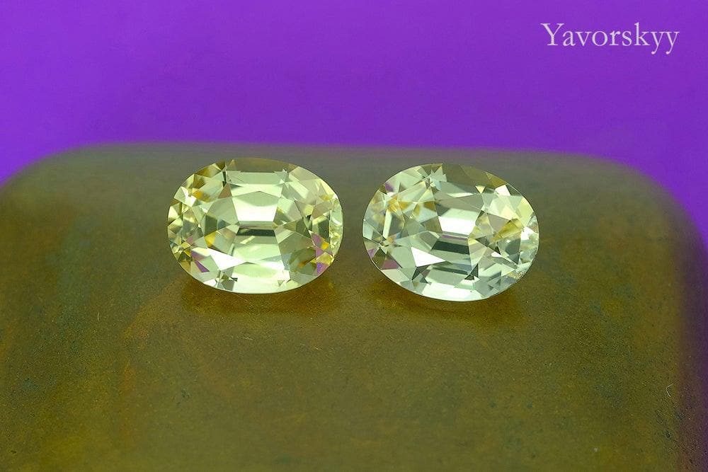 A oval yellow sapphire 3.33 cts match pair